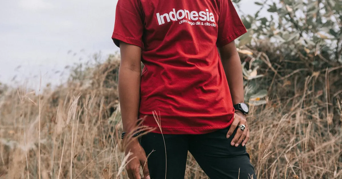 Ilustrasi artikel: Jasa Sablon Kaos Ngawi Madiun Harga Terjangkau: Panduan Lengkap