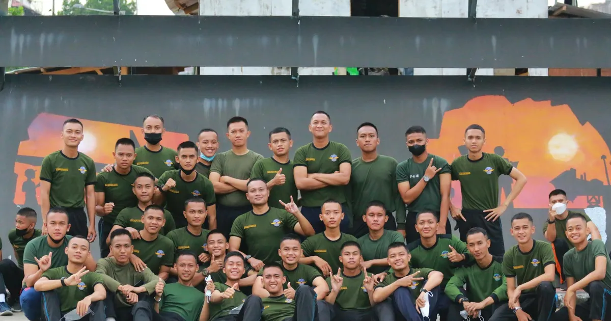 Ilustrasi artikel: Sablon Kaos Komunitas dan Event di Bojonegoro Terima Segala Ukuran Order – Solusi Cepat dan Berkualitas